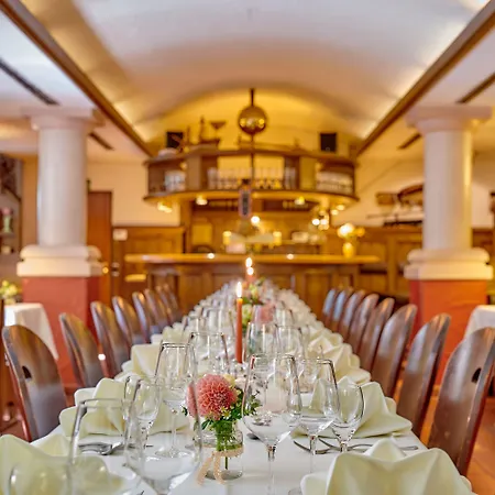 Ringhotel Hasen فندق هيرنباغ